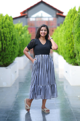 PIANO KEY | MATERNITY GEORGETTE MAXI ANKLE LENGTH