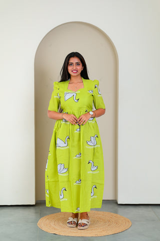 WHITE SWANN | MATERNITY MAXI FULL LENGTH