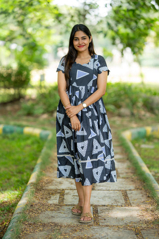PRISM DELTA | MATERNITY MAXI ANKLE LENGTH