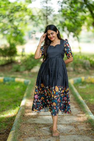 FLUTTERING LEAVES | MATERNITY MAXI ANKLE LENGTH