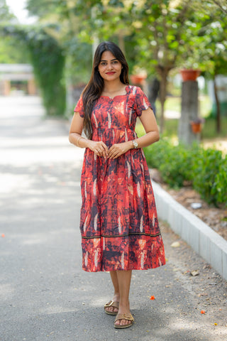 CRIMSON DRIFT | MATERNITY MAXI ANKLE LENGTH