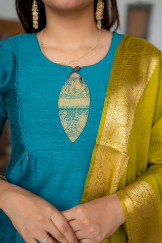 KAAVIYA | MATERNITY KURTI SET