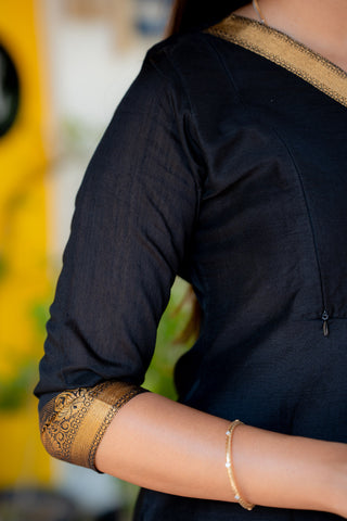 MALAVIKA | MATERNITY KURTI SET