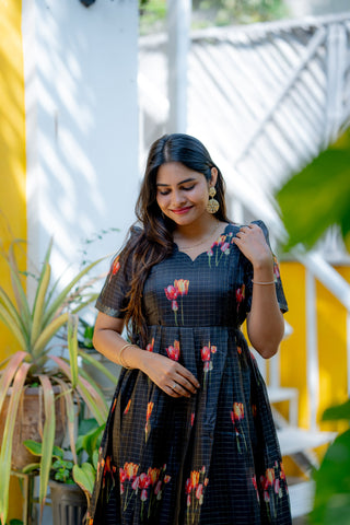 VEDHIKA | MATERNITY MAXI FULL LENGTH