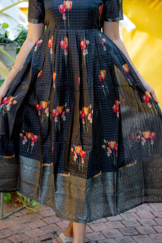 VEDHIKA | MATERNITY MAXI FULL LENGTH
