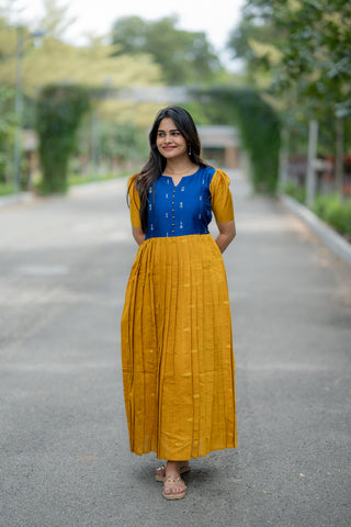 VASUNDARA | MATERNITY MAXI FULL LENGTH