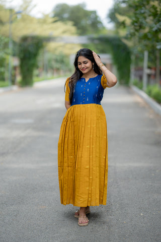 VASUNDARA | MATERNITY MAXI FULL LENGTH