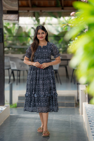 MIDINIGHT TRELIS | MATERNITY GEORGETTE MAXI ANKLE LENGTH