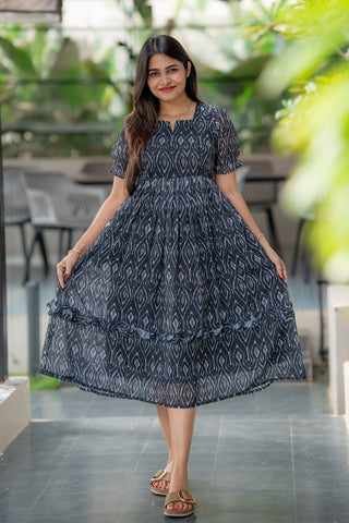 MIDINIGHT TRELIS | MATERNITY GEORGETTE MAXI ANKLE LENGTH