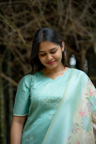 MINT RIVERIE | MATERNITY KURTI SET