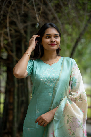 MINT RIVERIE | MATERNITY KURTI SET