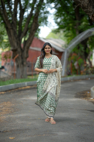 JADE GROVE | MATERNITY KURTI SET