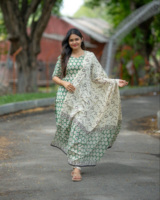 JADE GROVE | MATERNITY KURTI SET