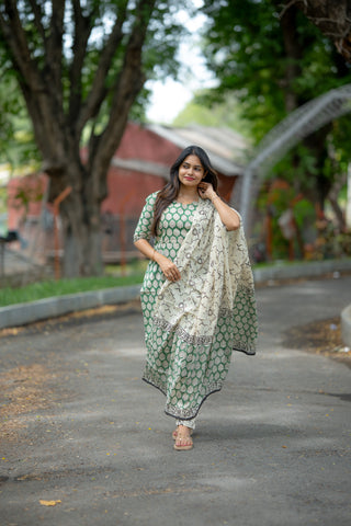 JADE GROVE | MATERNITY KURTI SET