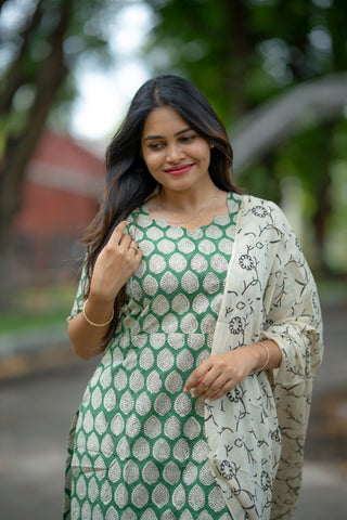 JADE GROVE | MATERNITY KURTI SET