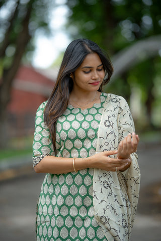 JADE GROVE | MATERNITY KURTI SET