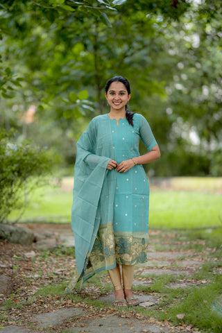 VISANGI | MATERNITY KURTI & DUPATTA