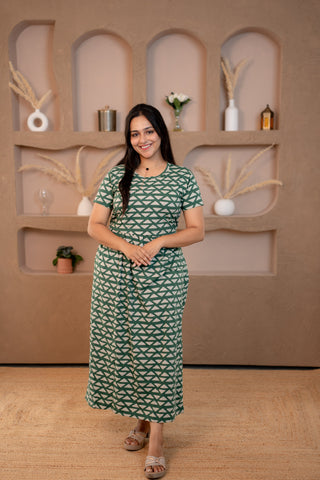 BAR TRIANGLE | ZIPLESS MATERNITY MAXI-NORMAL SLEEVES | ANKLE LENGTH MAXI