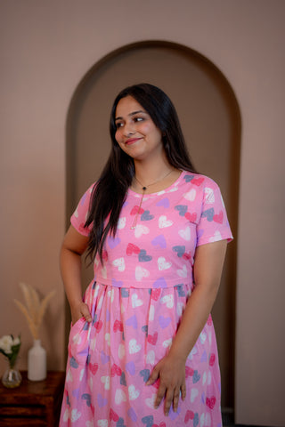 COLOURFUL HEARTS | ZIPLESS MATERNITY MAXI-NORMAL SLEEVES | ANKLE LENGTH MAXI