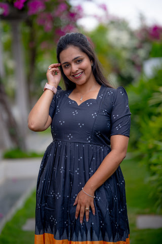DOTTED FLORA | MATERNITY MAXI ANKLE LENGTH