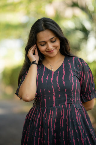 LINES | MATERNITY GEORGETTE MAXI ANKLE LENGTH