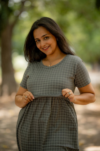 ARTIC CHECKS | ZIPLESS MATERNITY MAXI-NORMAL SLEEVES | ANKLE LENGTH MAXI