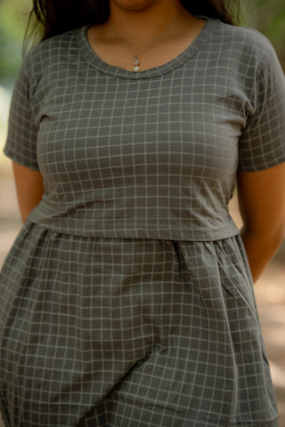ARTIC CHECKS | ZIPLESS MATERNITY MAXI-NORMAL SLEEVES | ANKLE LENGTH MAXI