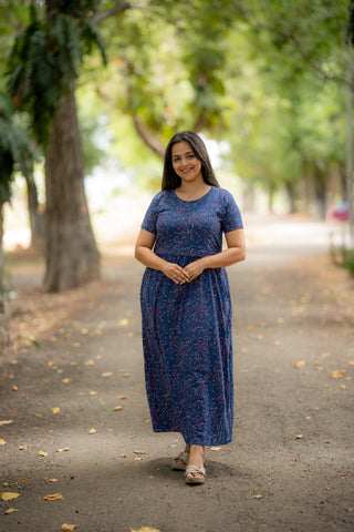 BLUSHY FLOWERS | ZIPLESS MATERNITY MAXI-NORMAL SLEEVES | FULL LENGTH MAXI