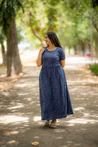 BLUSHY FLOWERS | ZIPLESS MATERNITY MAXI-NORMAL SLEEVES | FULL LENGTH MAXI