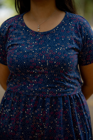 BLUSHY FLOWERS | ZIPLESS MATERNITY MAXI-NORMAL SLEEVES | FULL LENGTH MAXI