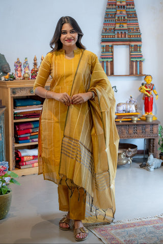 NITHRA | MATERNITY KURTI SET