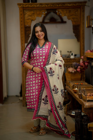 ELEPHANT | MATERNITY KURTI SET