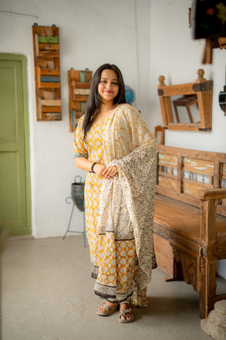 MEADOW MELINE | MATERNITY KURTI SET