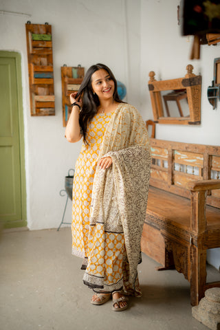 MEADOW MELINE | MATERNITY KURTI SET