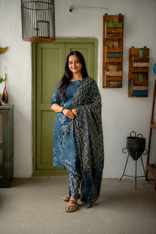 FIORA FRAGRANCE | MATERNITY KURTI SET