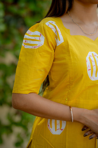 HALDI | MATERNITY KURTI SET
