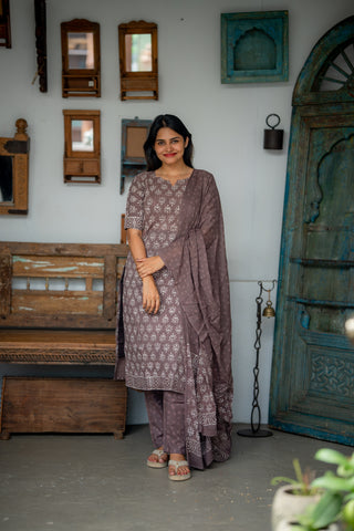 SMOKED BLOOM | MATERNITY KURTI SET