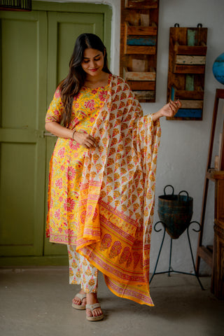 MARIGOLD | MATERNITY KURTI SET