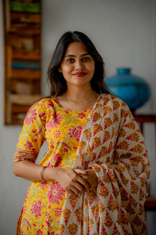 MARIGOLD | MATERNITY KURTI SET