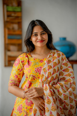 MARIGOLD | MATERNITY KURTI SET