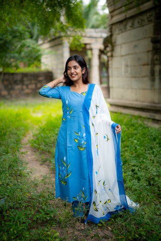 NADHIYA | MATERNITY KURTI SET