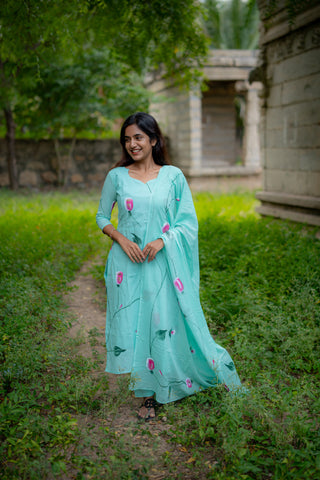 NIRA | MATERNITY KURTI SET