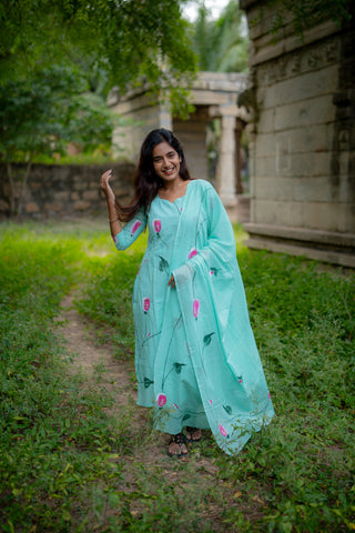 NIRA | MATERNITY KURTI SET