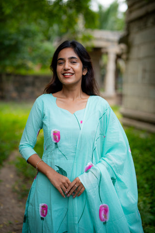 NIRA | MATERNITY KURTI SET