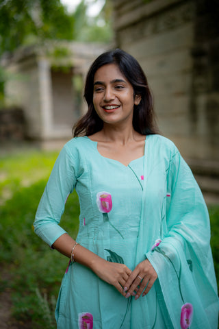 NIRA | MATERNITY KURTI SET
