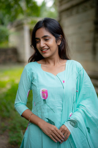 NIRA | MATERNITY KURTI SET