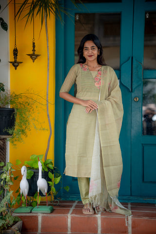 LAILA | MATERNITY KURTI SET