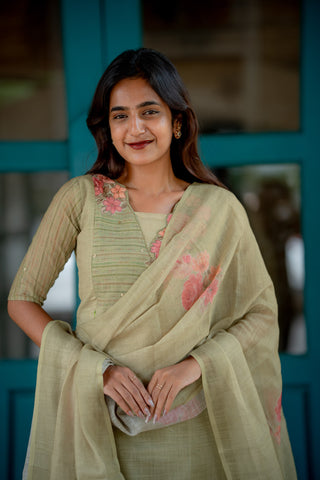 LAILA | MATERNITY KURTI SET