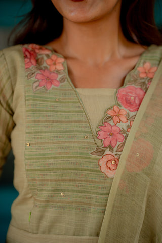 LAILA | MATERNITY KURTI SET