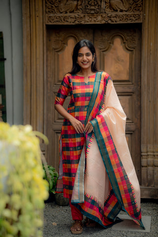 MAYIL | MATERNITY KURTI SET